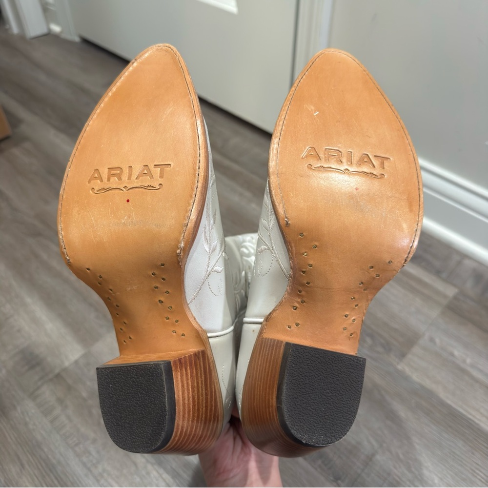 Ariat Romance Leather Flower Studded Western Cowboy Boots in Pearly White - Picture 10 of 10